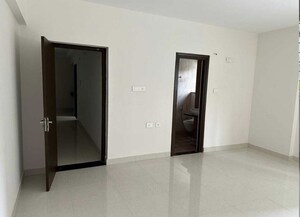 Room in 4 BHK Apartment at SMR Vinay Iconia Hyderabad, Kondapur – for Sale