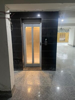 Building Lobby in Studio Builder Floor at Sector 51 – for Rent