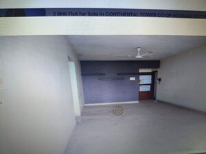 Room in 3 BHK Apartment at Viraj Towers, Bandra West – for Sale