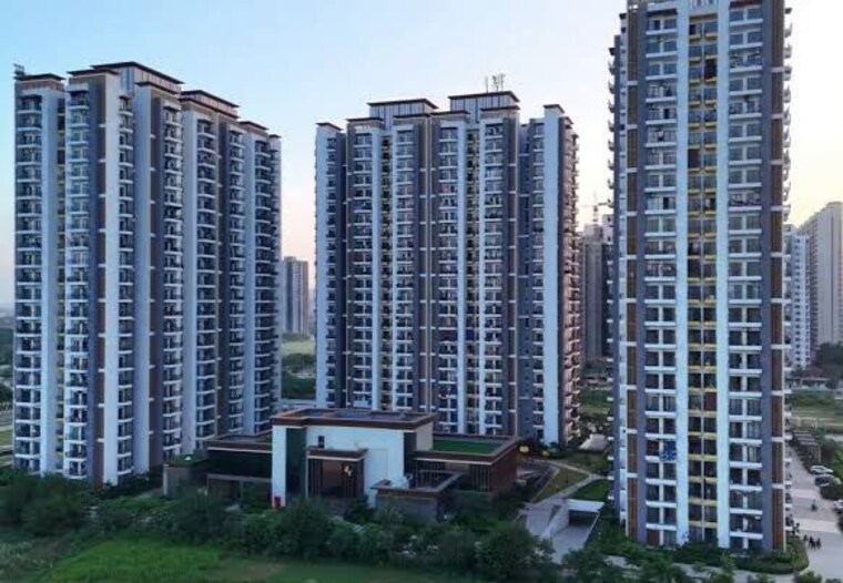 Exterior View, sector 16b greater noida 3 Bedroom 1540 Sq.Ft. Apartment In Sector 16b Greater Noida Greater Noida 10115813