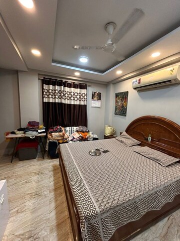 Bedroom in 2.5 BHK Builder Floor at Chattarpur – for Rent