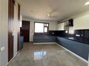 Kitchen in 4 BHK Builder Floor at Chattarpur – for Rent
