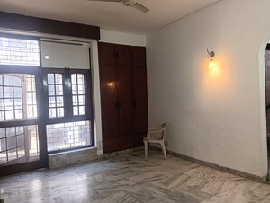 Room in 3 BHK Builder Floor at Malviya Nagar – for Rent
