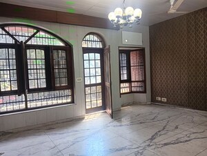 3 BHK Builder Floor For Rent in Malviya Nagar
