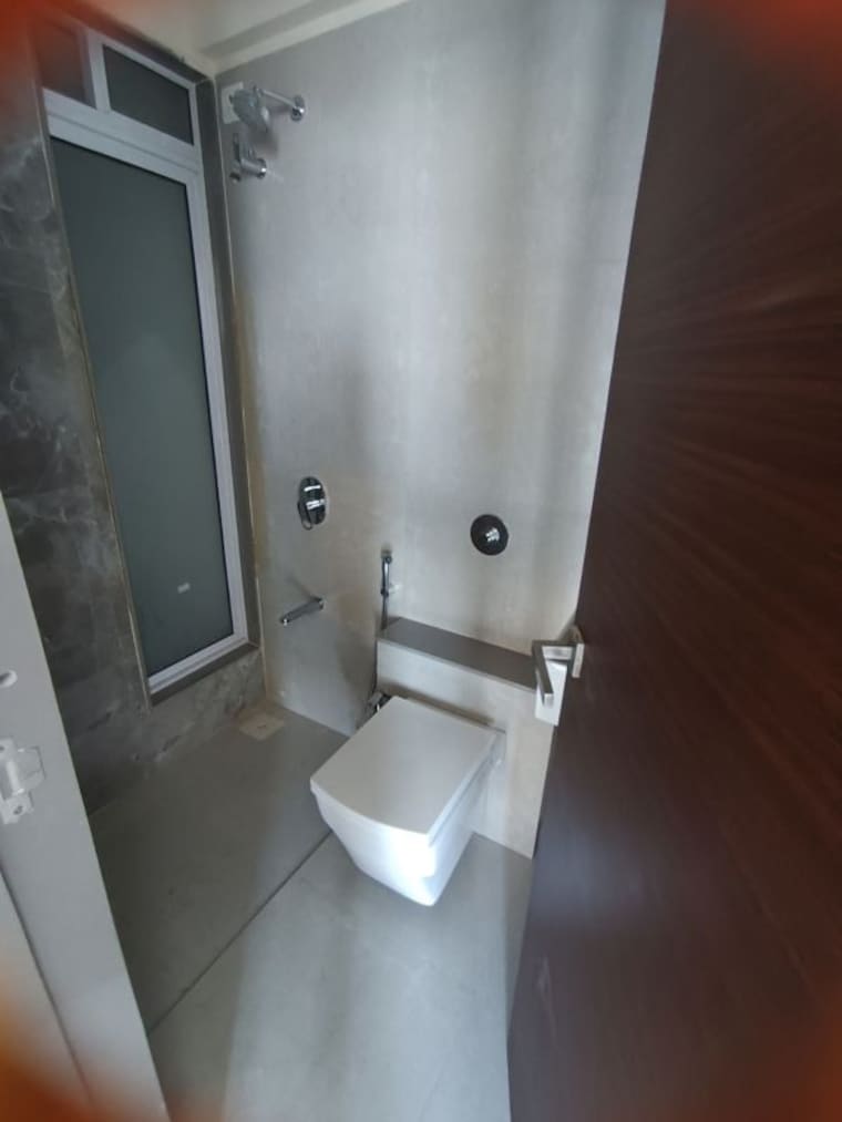 Bathroom, dotom-isle 1 Bedroom 600 Sq.Ft. Apartment In Malad West Mumbai 10131048