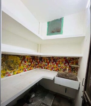 Kitchen in 1 BHK Villa at Hazratganj – for Rent