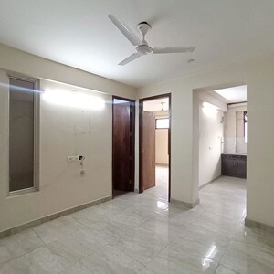 Room in 2 BHK Builder Floor at Sector 46 – for Rent