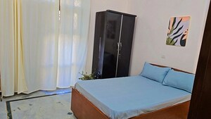 Bedroom in 3 BHK Builder Floor at RBC II, Sushant Lok I – for Rent