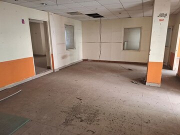  Office Space For Sale in Ansari Road