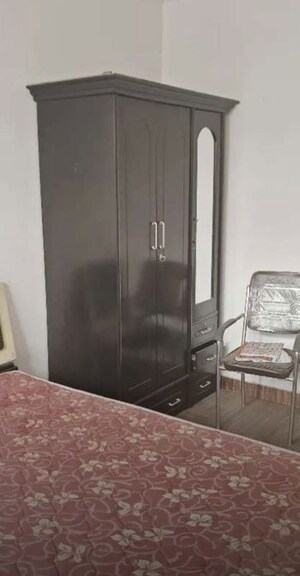 Furnished Amenities in 3 BHK Apartment at Grandeur Apartments Butler Colony, Butler Colony – for Rent