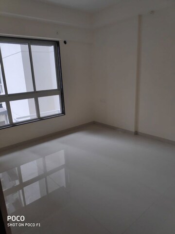 Room in 3 BHK Apartment at Godrej Prime, Chembur – for Rent