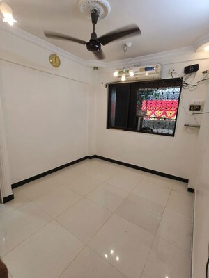 Room in 1 BHK Apartment at Golden Palace, Kanjurmarg East – for Rent