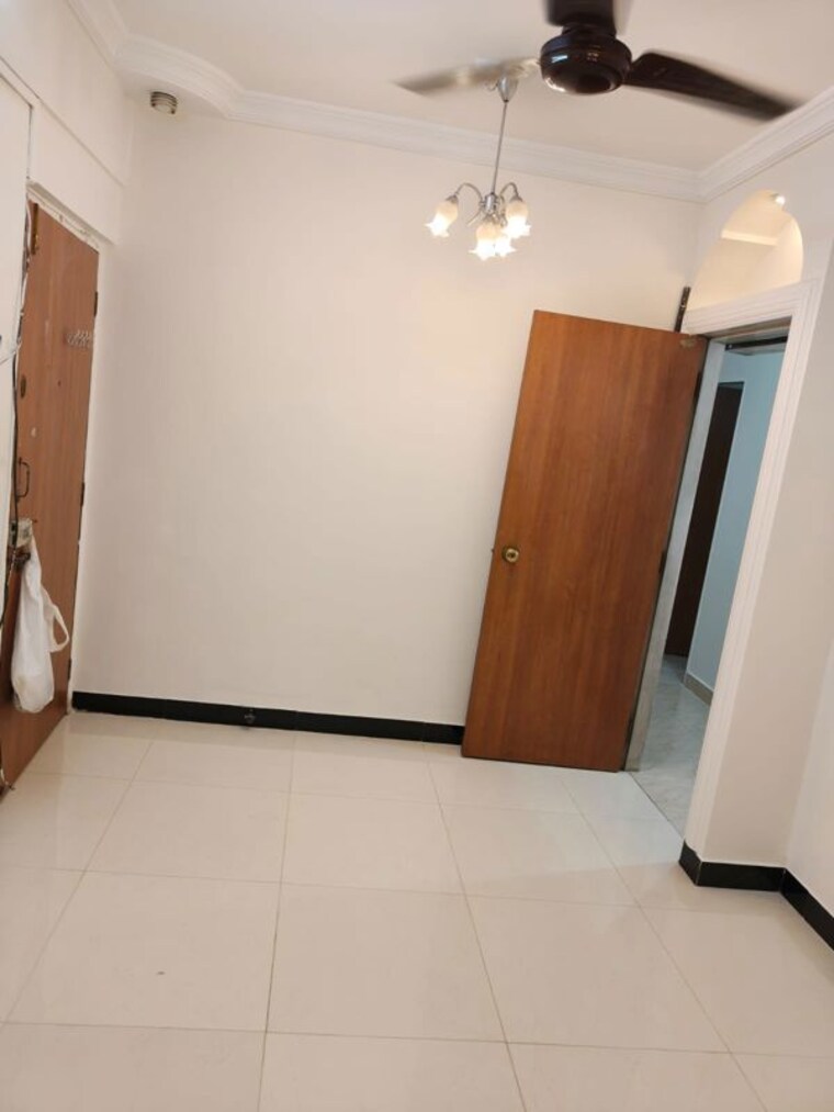 Room, golden-palace 1 Bedroom 500 Sq.Ft. Apartment In Kanjurmarg East Mumbai 10131091