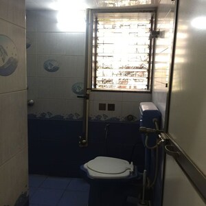 Team Area in 2 BHK Apartment at Tilak Nagar – for Rent