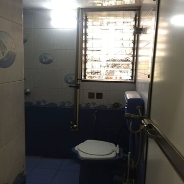 Team Area in 2 BHK Apartment at Tilak Nagar – for Rent