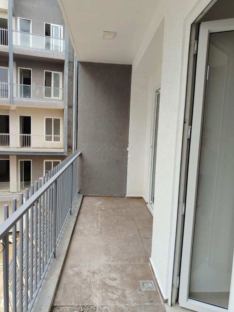 Balcony, shree-vardhman-mantra 2 Bedroom 800 Sq.Ft. Apartment In Sector 67 Gurgaon 10131098
