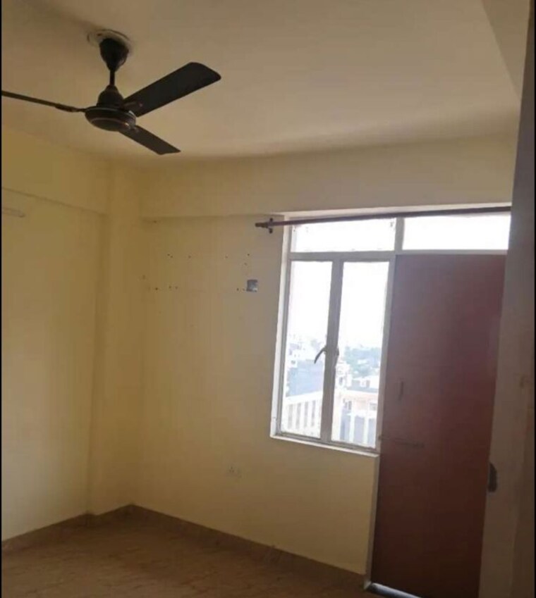 Room, emaar-gomti-greens 2 Bedroom 500 Sq.Ft. Apartment In Gomti Nagar Lucknow 10131113