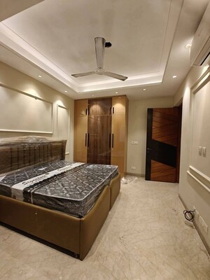 Bedroom in 3 BHK Builder Floor at Ansal Sushant Apartments, Sushant Lok I – for Rent