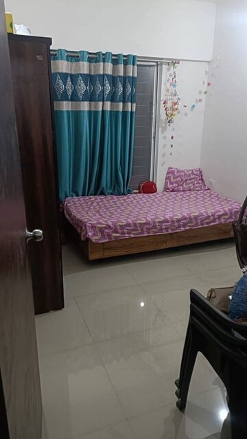 Bedroom in 2 BHK Apartment at Mantra 29 Gold Coast Phase 3, Tingre Nagar – for Rent
