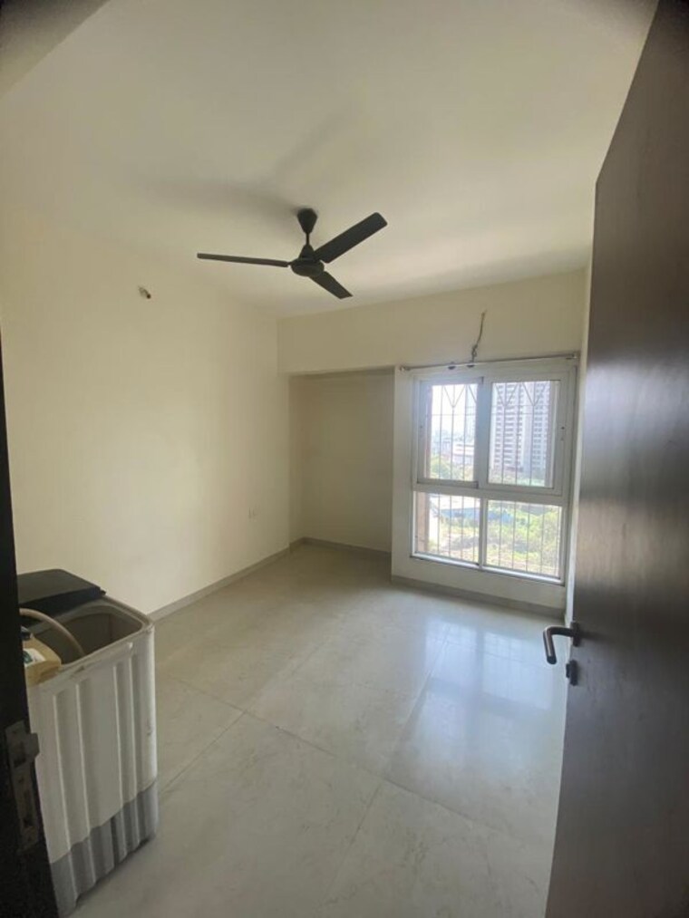 Room, dosti-west-county 2 Bedroom 713 Sq.Ft. Apartment In Balkum Pada Thane 10131220