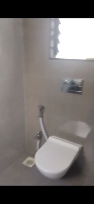 Bathroom in 1 RK Apartment at Vishnu Sadashiv Apt, Sadashiv Peth – for Rent