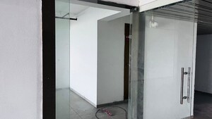 Room in  Office Space at Vaishnodevi Circle – for Rent