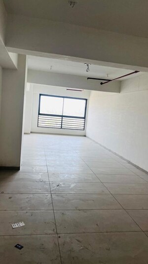 Room in  Office Space at Vaishnodevi Circle – for Rent