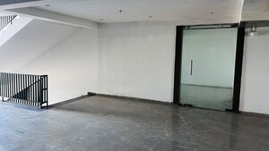 Room in  Office Space at Vaishnodevi Circle – for Rent