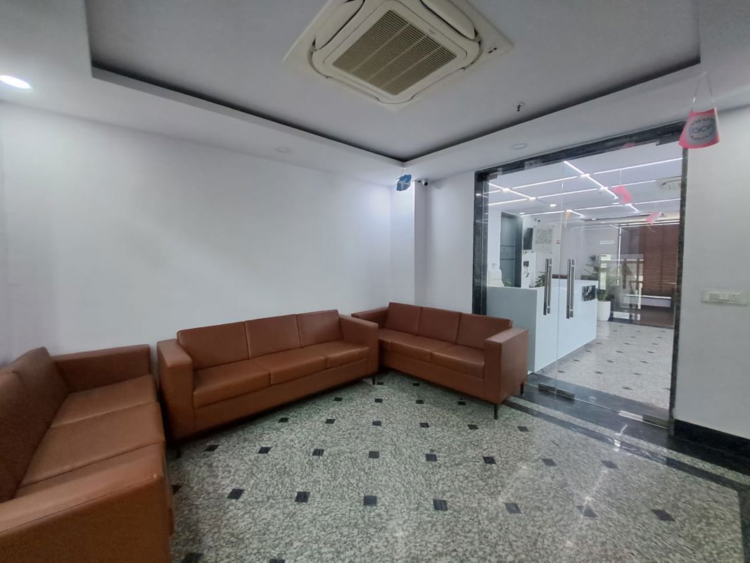 Office Space For Rent in Sector 63