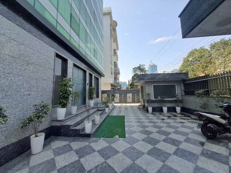 Exterior View, sector 63 Commercial Office Space 5400 Sq.Ft. In Sector 63 Noida 10131230