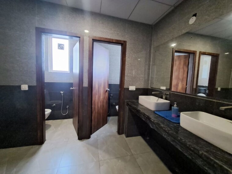 Bathroom, sector 63 Commercial Office Space 5400 Sq.Ft. In Sector 63 Noida 10131230