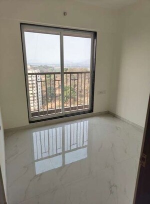 1 BHK Apartment For Sale in Metropolis Bayside, Kasarvadavali