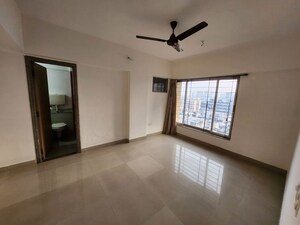 Room in 2.5 BHK Apartment at Kanakia Spaces Niharika, Manpada – for Rent