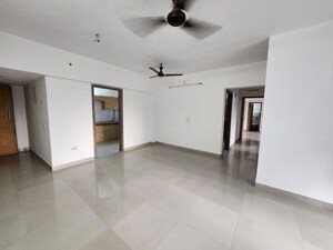 Room in 2.5 BHK Apartment at Kanakia Spaces Niharika, Manpada – for Rent