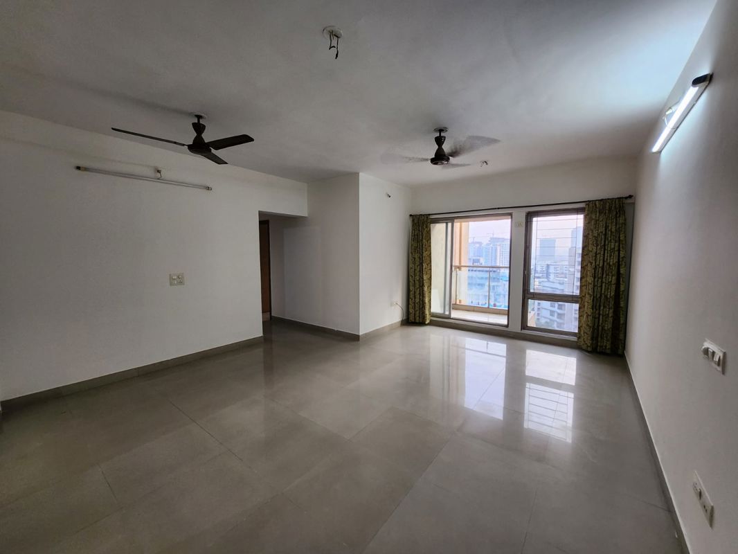 2.5 BHK + Extra Room Apartment For Rent in Kanakia Spaces Niharika