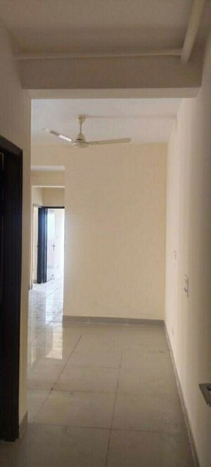 Room in 2 BHK Apartment at Amrapali Riverview, Amrapali Leisure Valley – for Rent