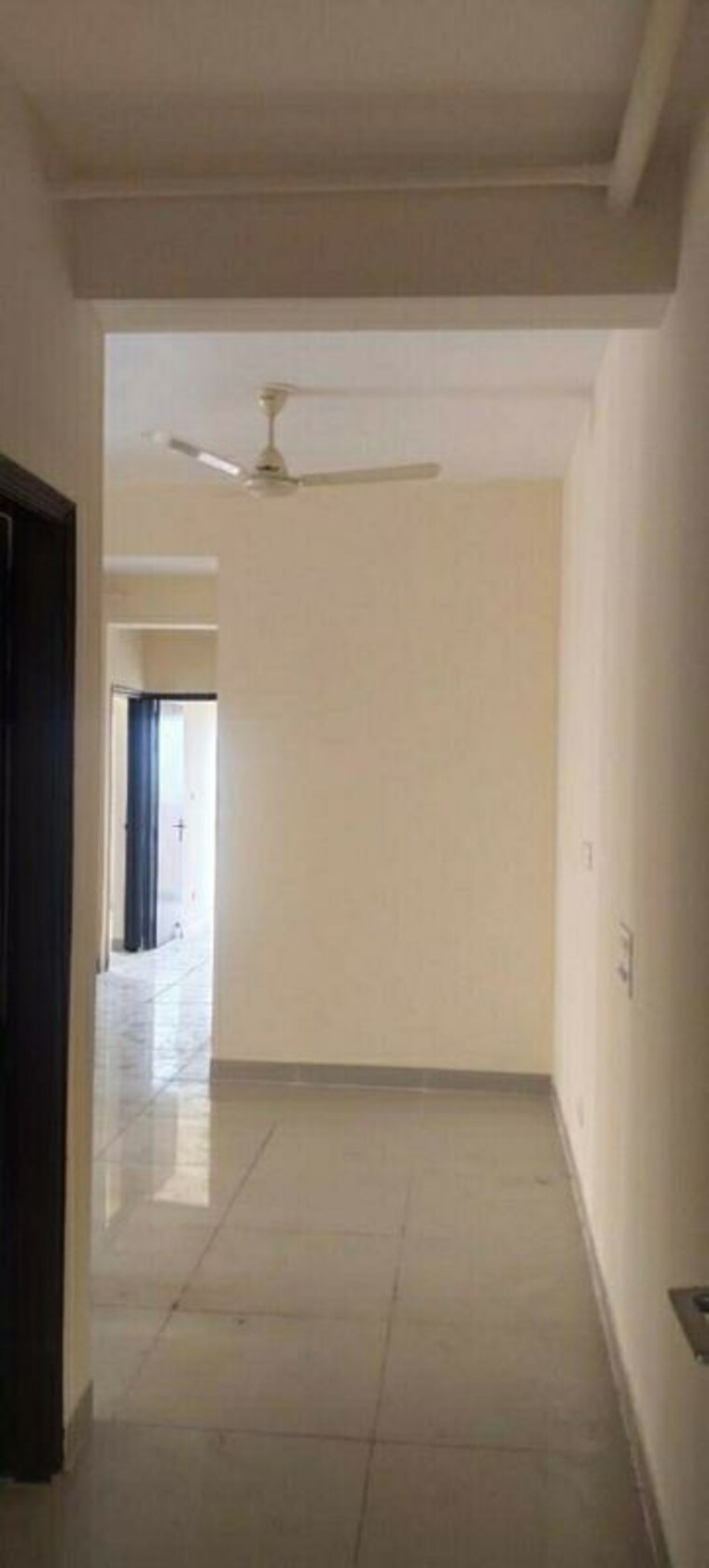 Room, amrapali-riverview 2 Bedroom 845 Sq.Ft. Apartment In Amrapali Leisure Valley Greater Noida 9247086
