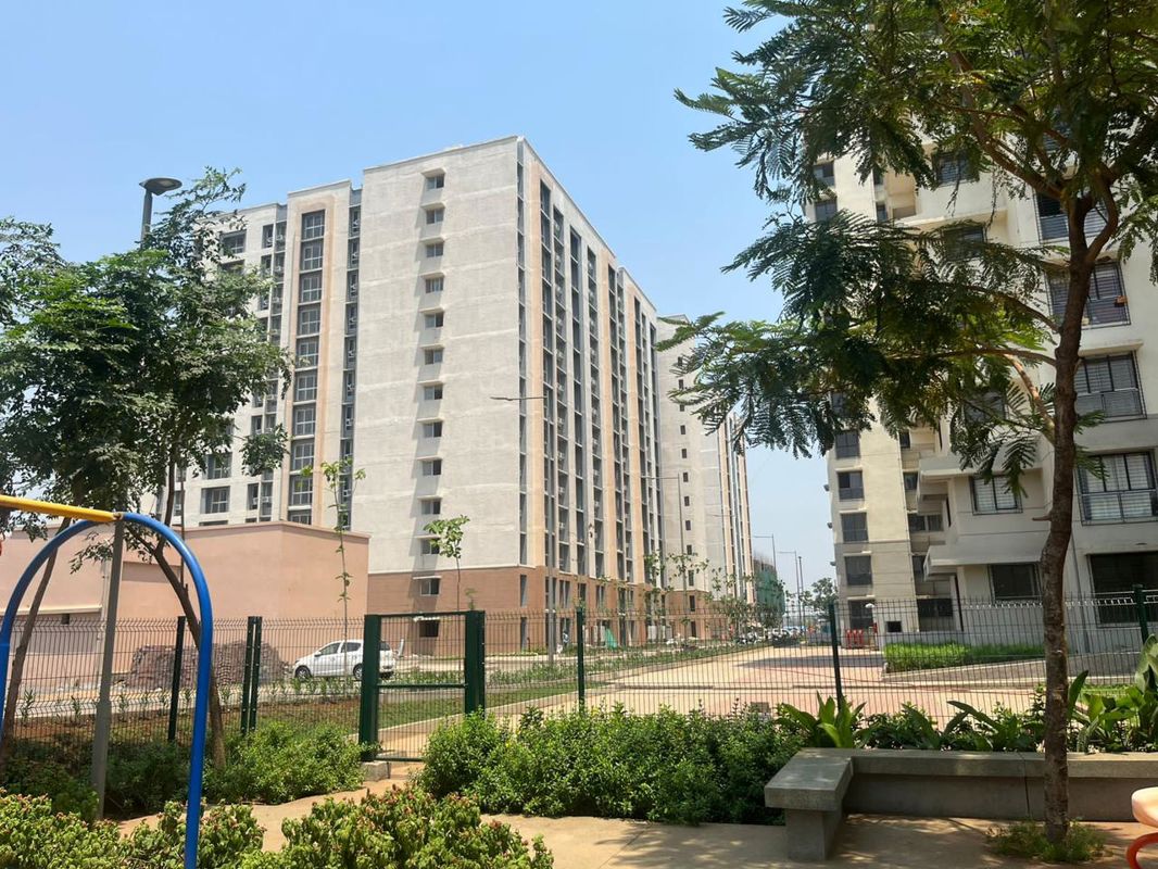 2 BHK + Pooja Room Apartment For Sale in Lodha Crown Taloja Quality Homes