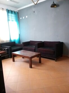 2.5 BHK + Study Room Villa For Rent in Sector 36