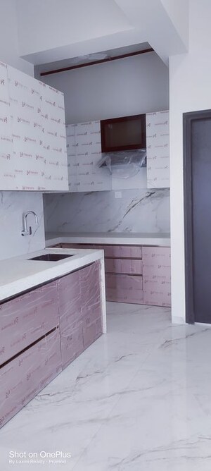 Kitchen in 2.5 BHK Apartment at Alamdar The Auro, Lower Parel – for Rent