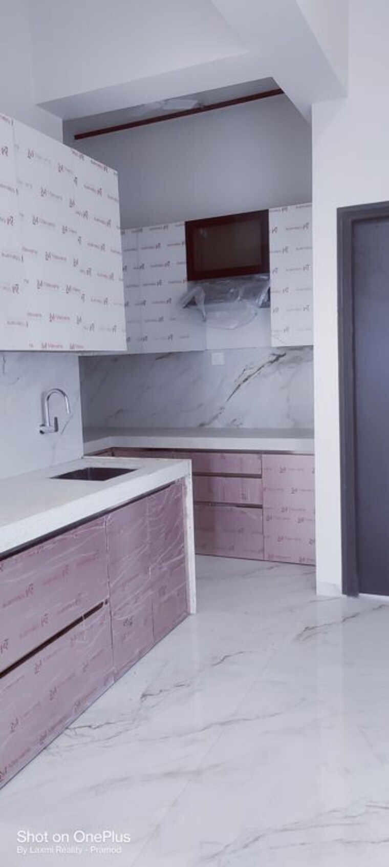 Kitchen, alamdar-the-auro 2.5 Bedroom 900 Sq.Ft. Apartment In Lower Parel Mumbai 10131380