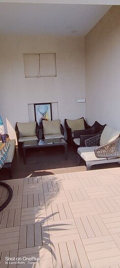2.5 BHK + Pooja Room,Study Room,Extra Room Apartment For Rent in Alamdar The Auro