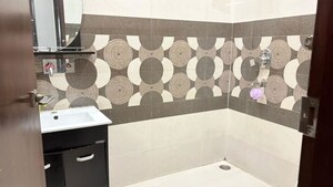 Bathroom in 3 BHK Builder Floor at Sushant Lok 2, Sector 57 – for Rent