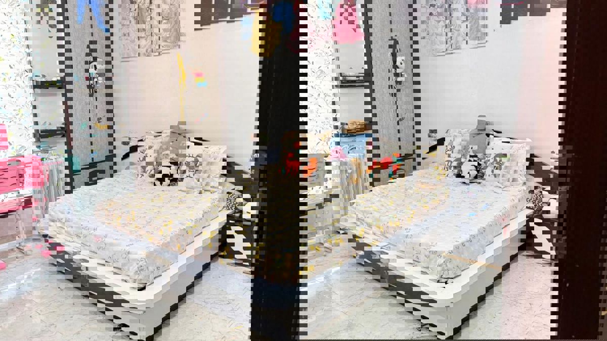 3 BHK 2700 Sq.Ft. Builder Floor in Sushant Lok 2