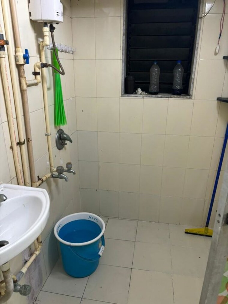 Bathroom, piccadilly-1-chs 1 RK 227 Sq.Ft. Apartment In Goregaon East Mumbai 10131390