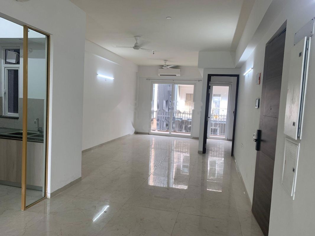 3 BHK + Basement Apartment For Rent in Smart World Orchard