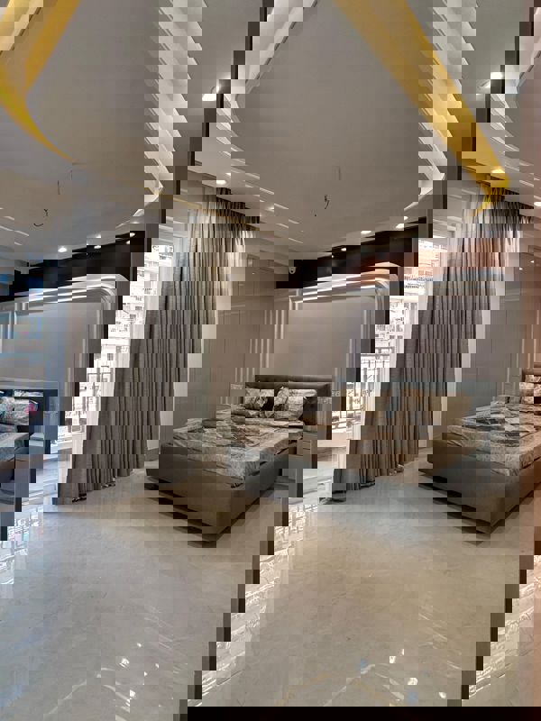 3 BHK 2190 Sq.Ft. Builder Floor in Alaknanda Maxxus Eden Estate