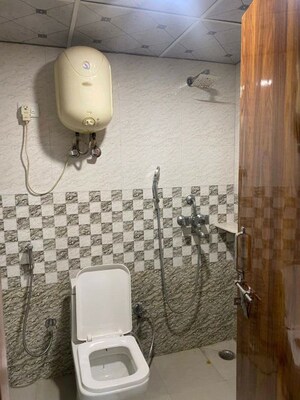 Bathroom in 2 BHK Apartment at Amrapali Golf Homes, Sector 4 Greater Noida – for Rent