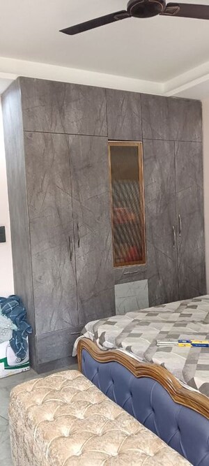 Bathroom in 3 BHK Builder Floor at Ameya One, Sector 42 – for Rent