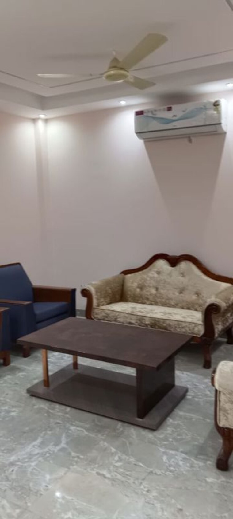 Living Room, ameya-one 3 Bedroom 1750 Sq.Ft. Builder Floor In Sector 42 Gurgaon 10131431